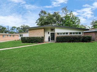 10150 Brinwood Dr, Houston, TX 77043