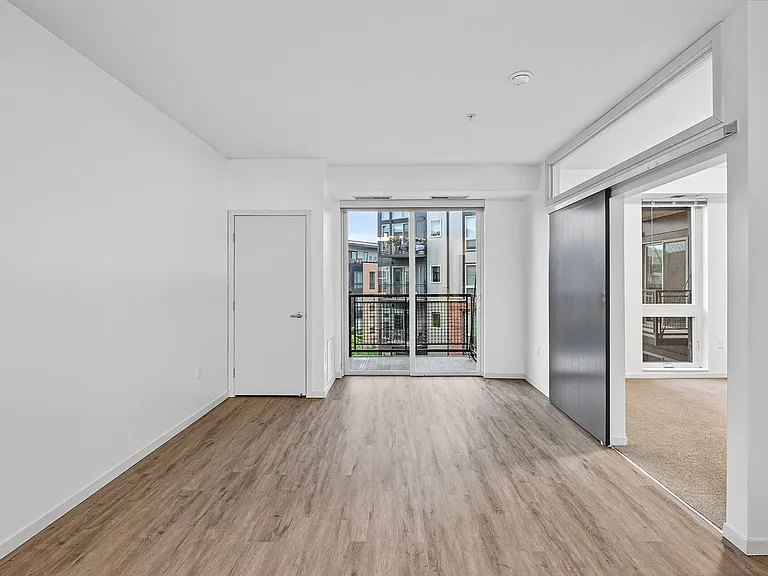 The Flats at West End — Photo 49