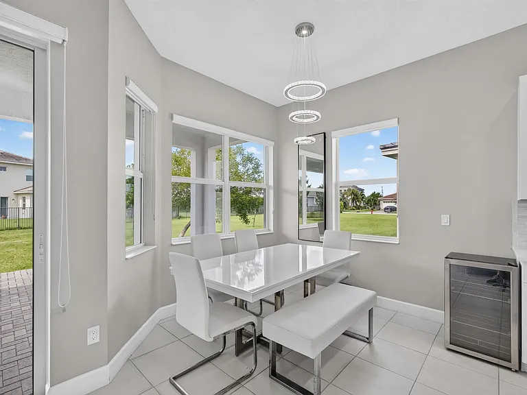 16293 Melogold Dr — Photo 15