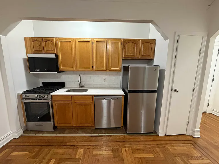 1151 Brighton Beach Ave #4 — Photo 3