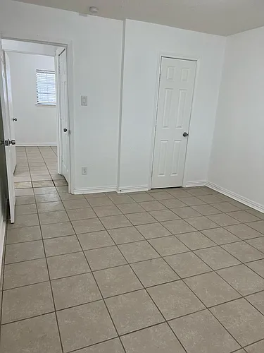2714 Dewitt St Photo 1