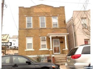 37 Corabelle Ave, Lodi, NJ 07644