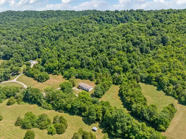 30 Maynard Hollow Ln S, Lancaster, TN 38569