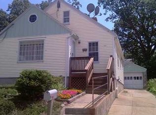 162 Lexington Ave, Cranston, RI 02910