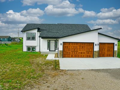 13680 Mulberry Loop NW, Williston, ND, 58801