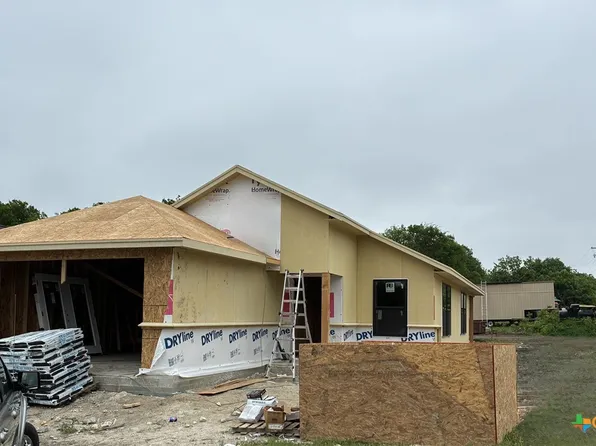 129 Avenue B, Moody, TX 76557