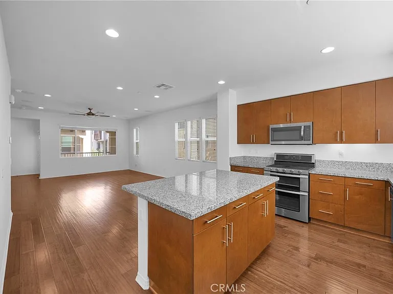 6328 Pacific Way — Photo 15