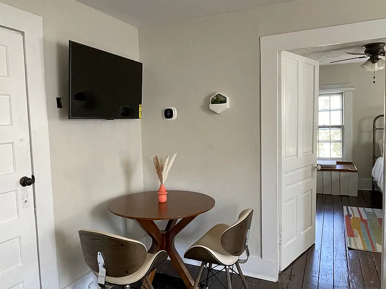 215 S 2nd St #B — Photo 11