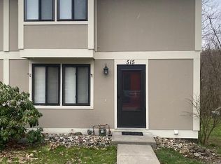 515 Hunters Path Rd, Bridgeville, PA 15017