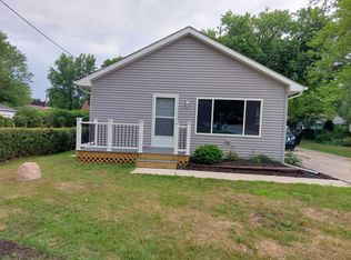 2106 E Coolspring Ave, Trail Creek, IN