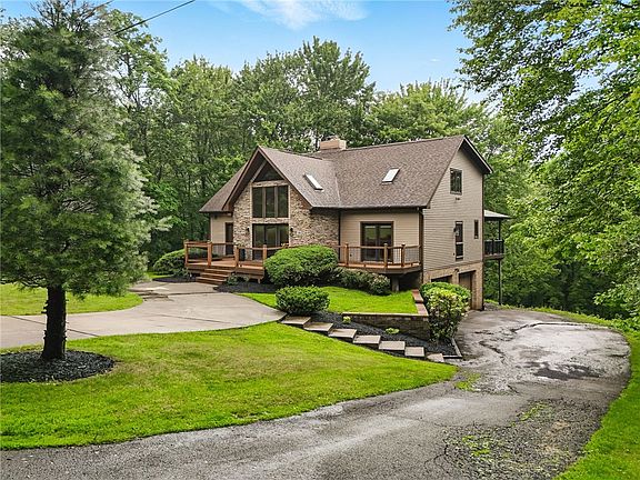 2nd image of 35 W Belmere Ln