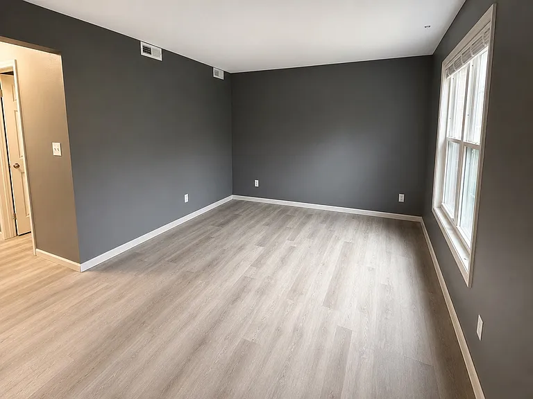 101 Ventura Ave #9 — Photo 8