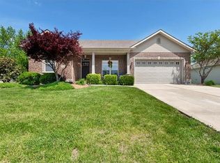 8844 Wildewood Dr, Worden, IL 62097