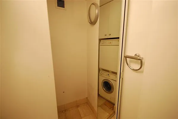 Rented by Luxury Habitat | media 93