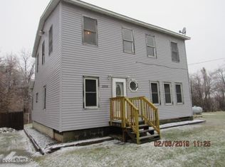 2896 Devine Rd, Nashville, MI 49073
