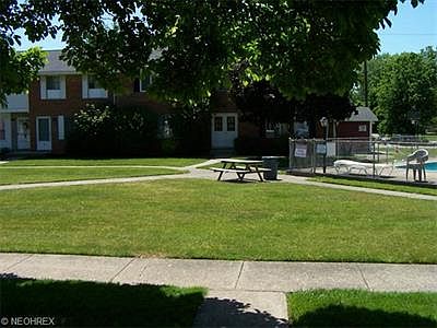 4th image of 27651 Lake Shore Blvd APT 2D