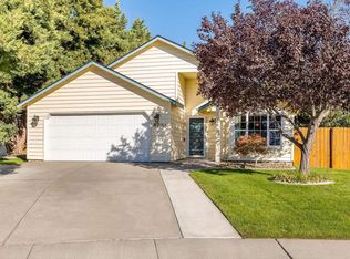 8700 W Bonnie Ave, Kennewick, WA 99336