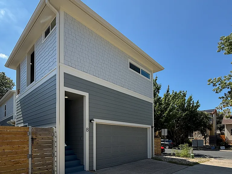 3937 Sahm St #B — Photo 8