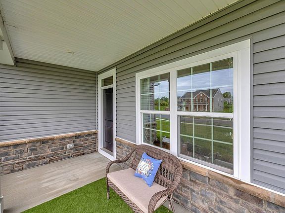 4th image of 4985 Eton Ct