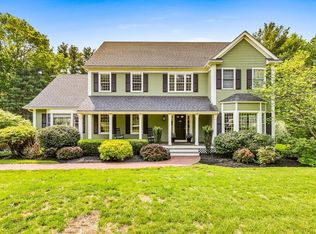 70 Flint Locke Ln, Medfield, MA 02052