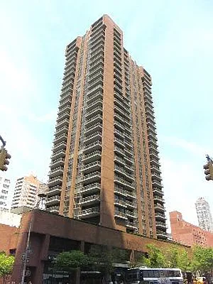 Rented by Nest Seekers International | media 12