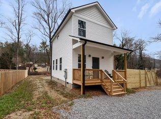 10 Brightley Ln, Asheville, NC 28805