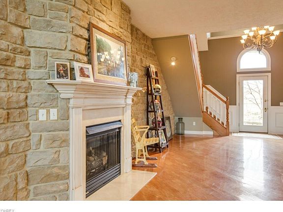 5th image of 11226 Caddie Ln #14