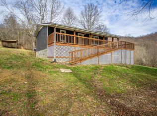 860 Harps Creek Rd, Williamsburg, KY 40769