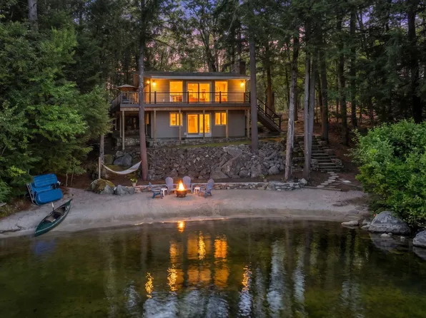 53 Stark Cove Road, Raymond, ME 04071