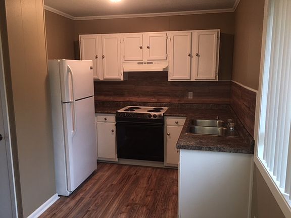 2nd image of 513 Wilson St Unit 4