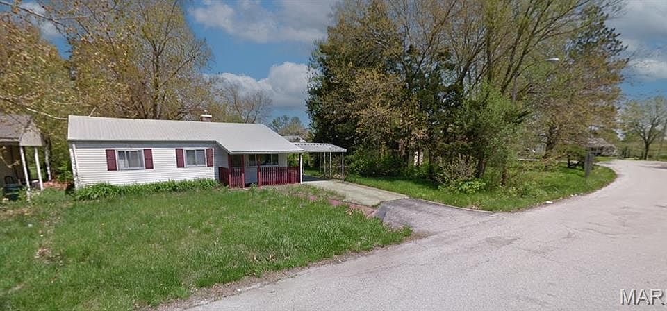 1st image of 37 Saint Lambert Dr