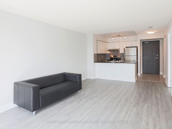 2nd image of 210 Victoria St #3607