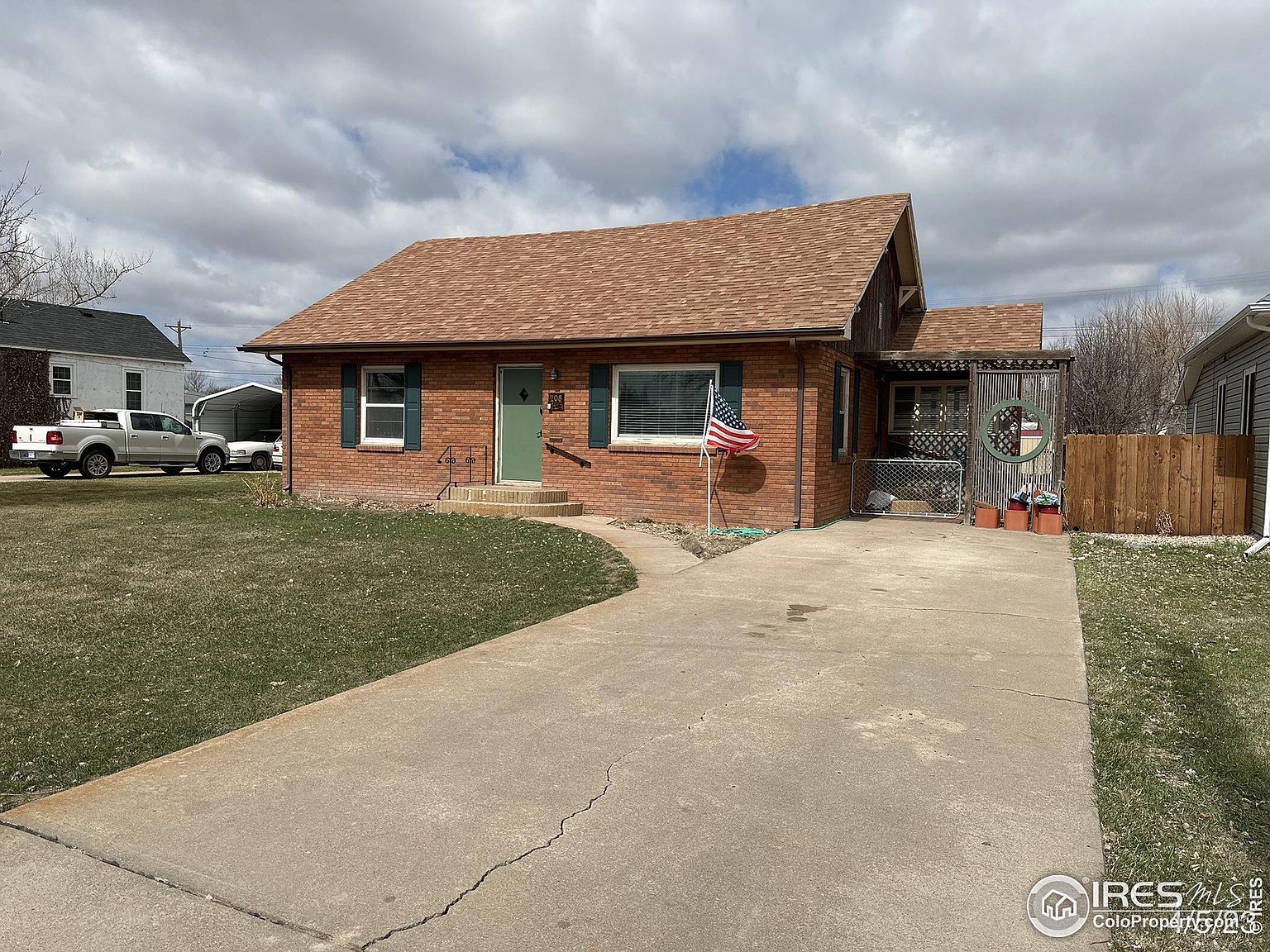 208 E 7th St, Julesburg, CO 80737 Zillow
