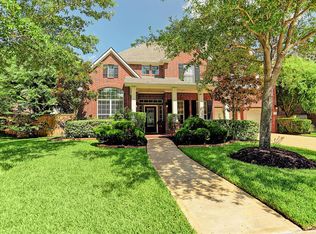 11803 Oakshield Ln, Cypress, TX 77433