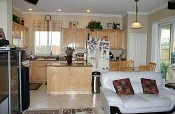 3rd image of 6501 Blue Poppy Dr