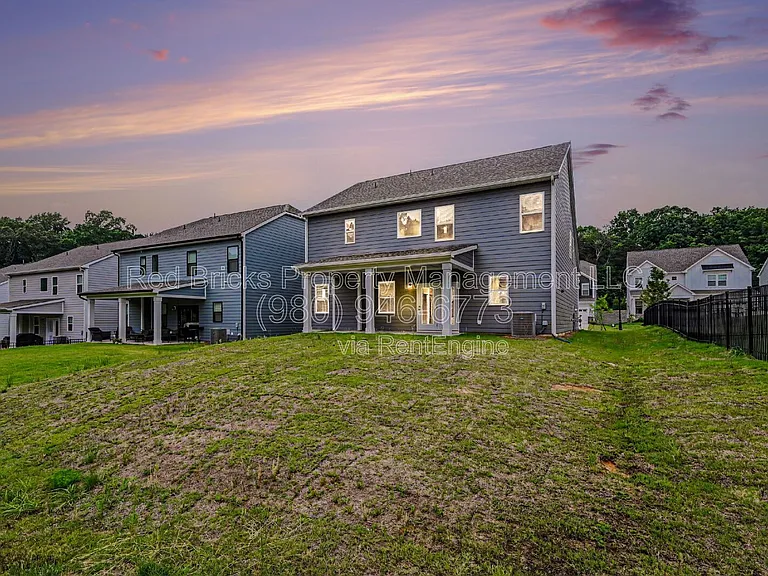 11026 Lochmere Rd — Photo 32