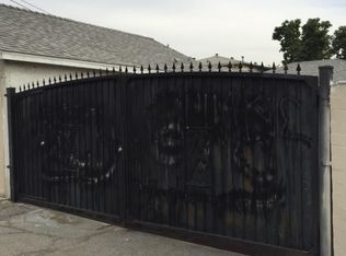 1909 N Santa Fe Ave, Compton, CA 90221