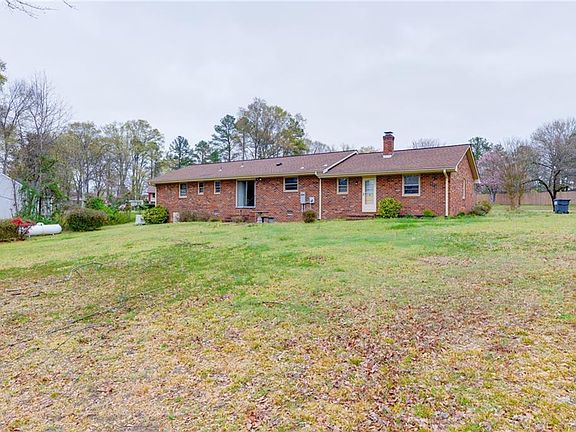 4th image of 15100 Horseshoe Bend Dr