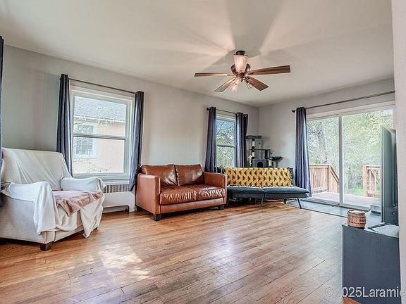 4th image of 560 N 7th St