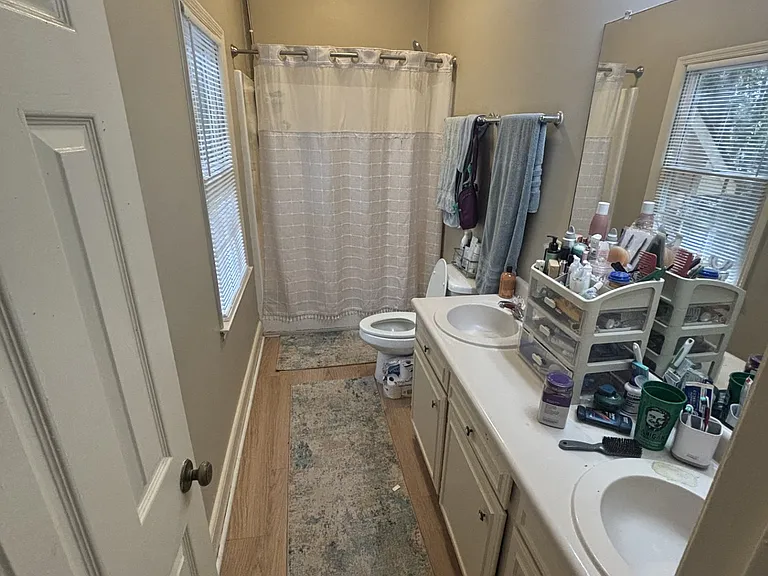 5 Northlake Dr — Photo 8
