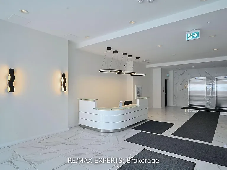 128 King St N #1202 — Photo 2