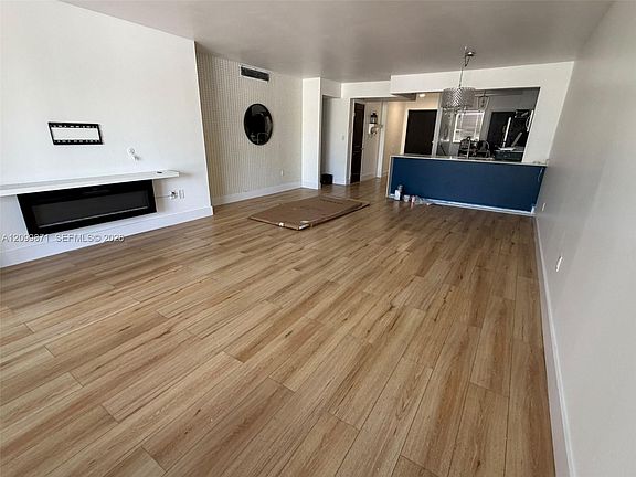 2nd image of 1710 NE 191st St #2103