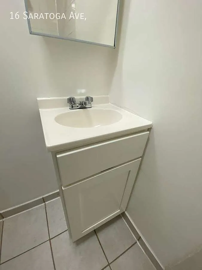 3 bed, $3,400 — Photo 1
