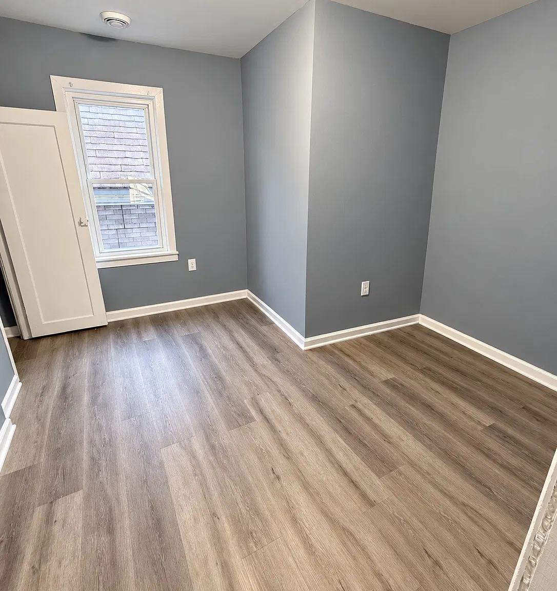 2067 S 25th St — Photo 3