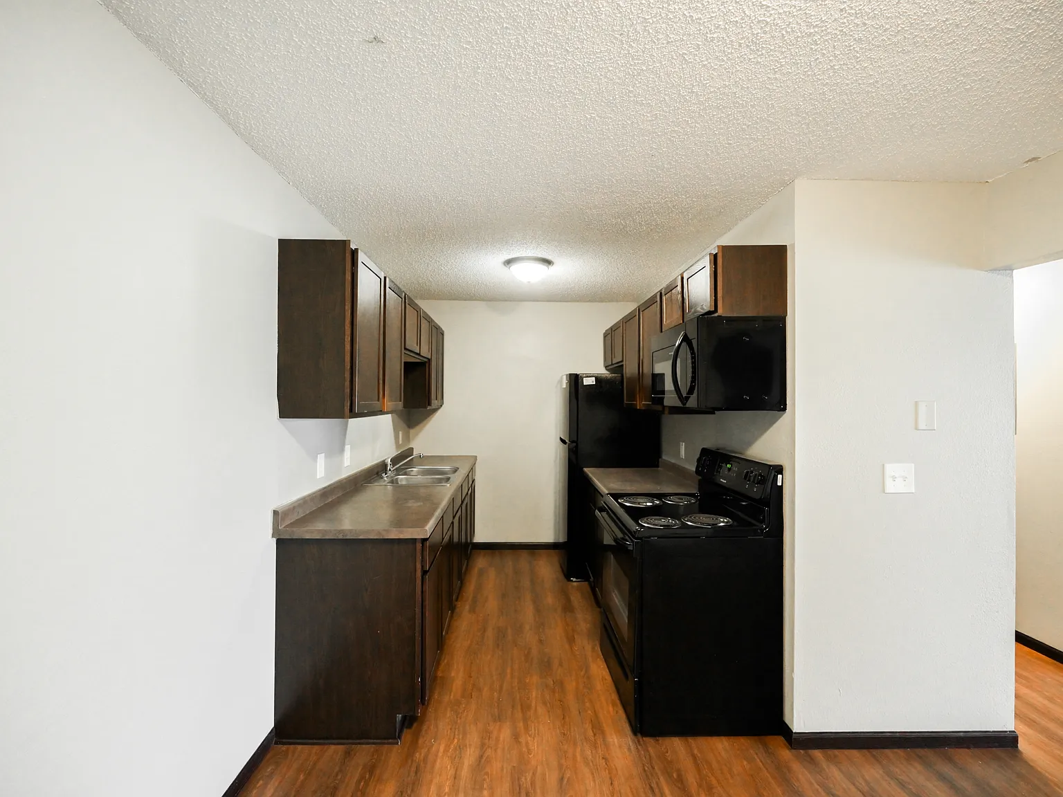Quarters - 832 21st Avenue Southeast - 21 — Photo 1