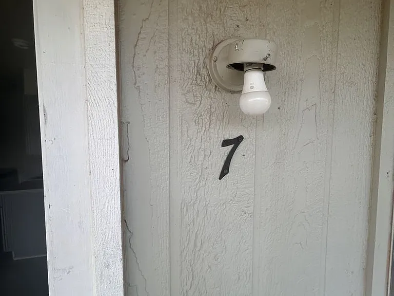 Amber Apartments — Photo 25