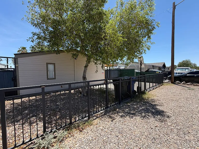 1910 Rio Grande Rd — Photo 6