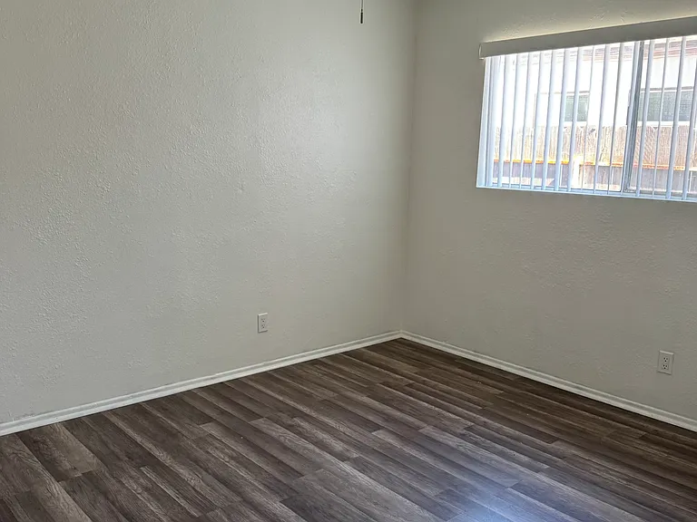 6409 11th Ave #1/2 — Photo 12