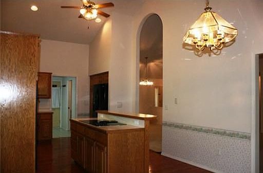 5th image of 28 Cambria Dr
