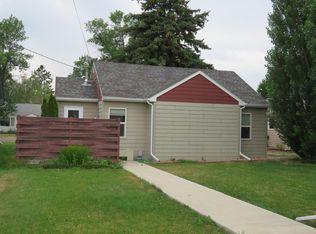 924 Pennsylvania St, Chinook, MT 59523